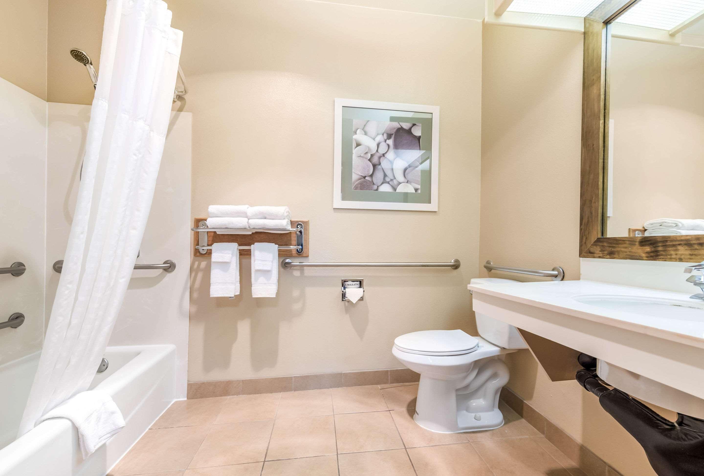 Quality Inn & Suites Bainbridge Island Exteriér fotografie