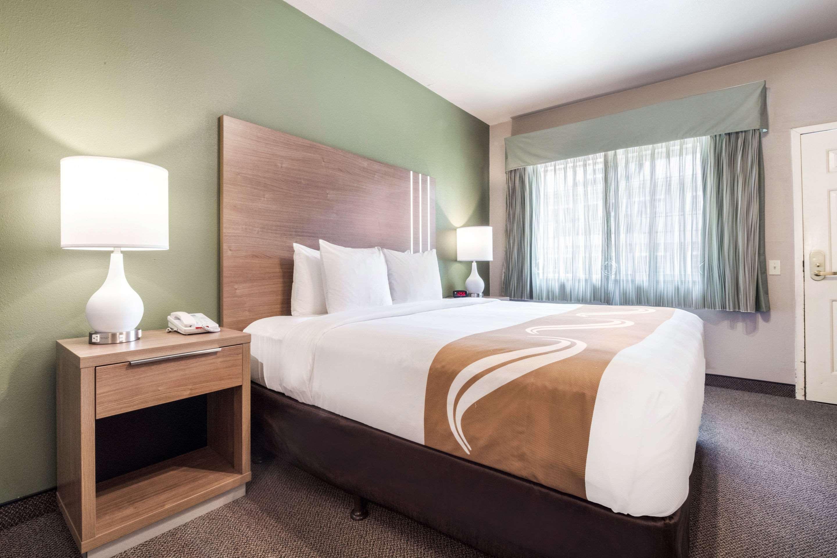 Quality Inn & Suites Bainbridge Island Exteriér fotografie