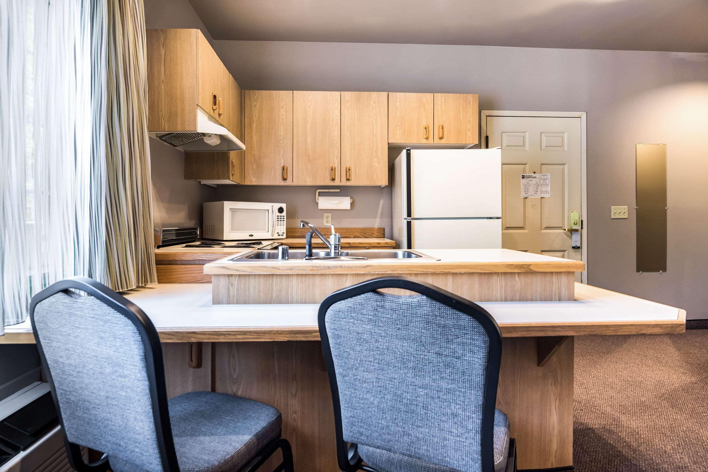 Quality Inn & Suites Bainbridge Island Exteriér fotografie