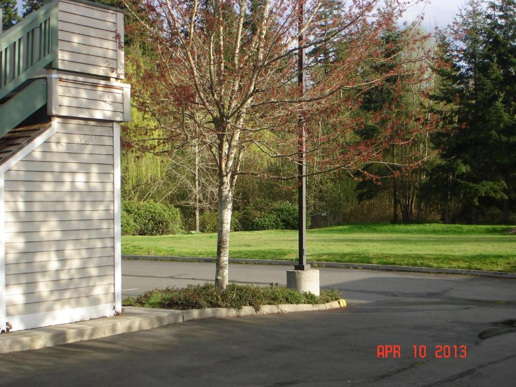 Quality Inn & Suites Bainbridge Island Exteriér fotografie