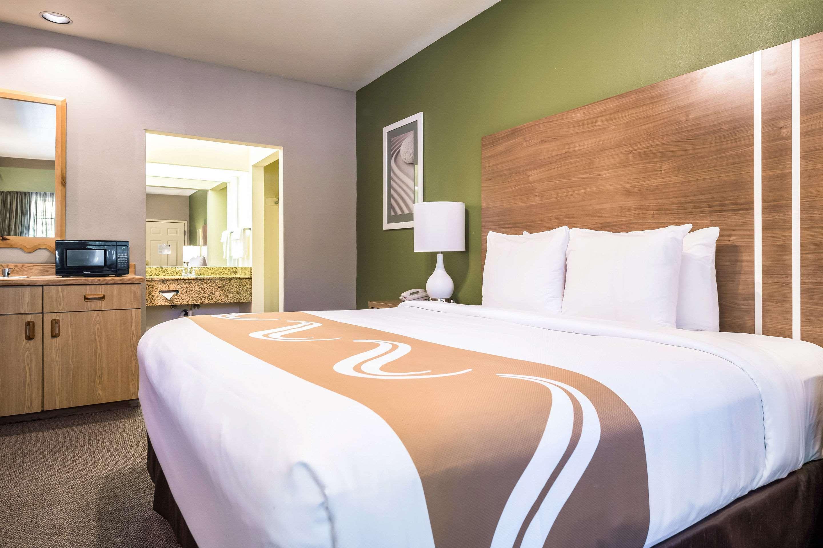 Quality Inn & Suites Bainbridge Island Exteriér fotografie