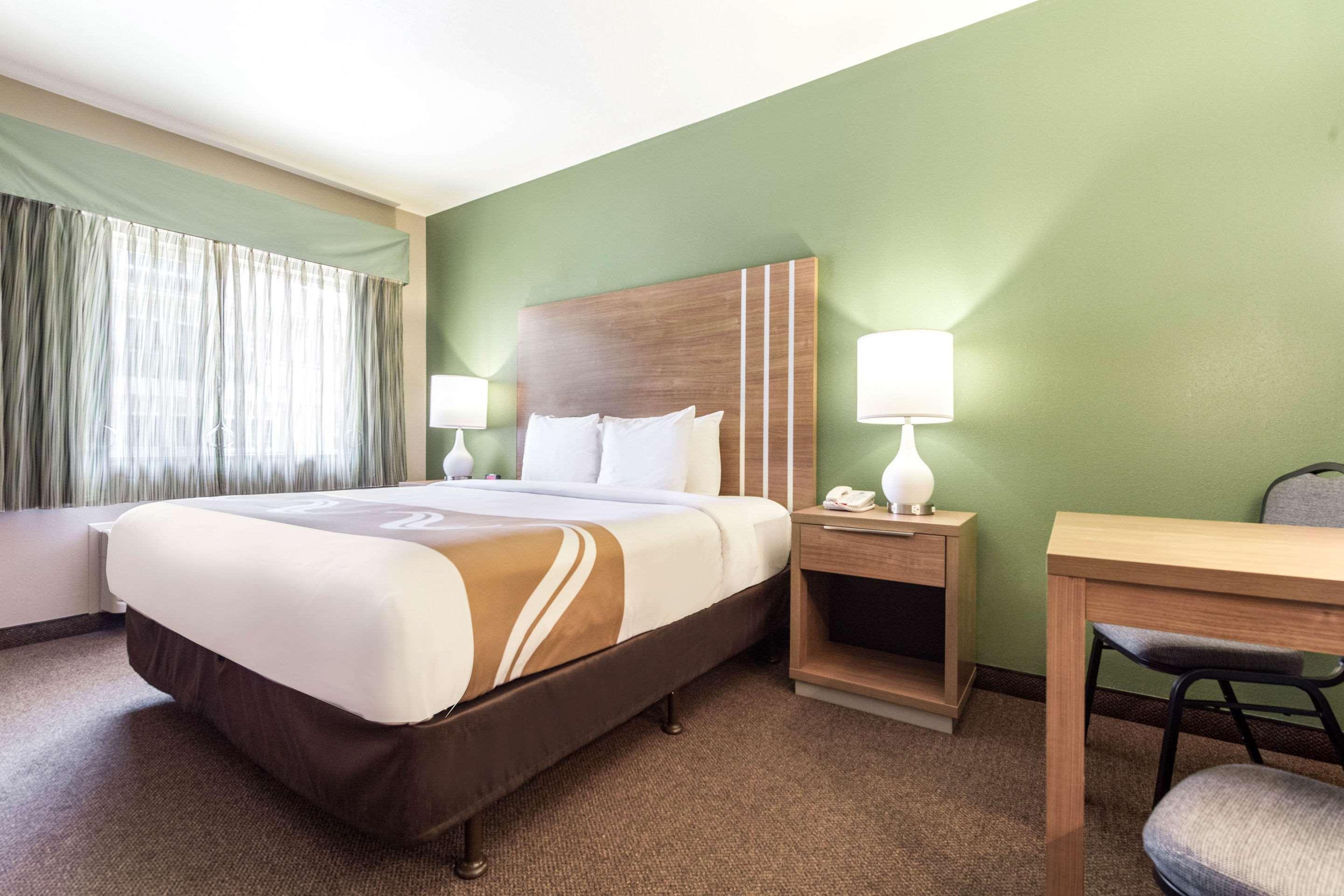 Quality Inn & Suites Bainbridge Island Exteriér fotografie